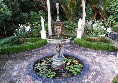 residential water feature - Residential